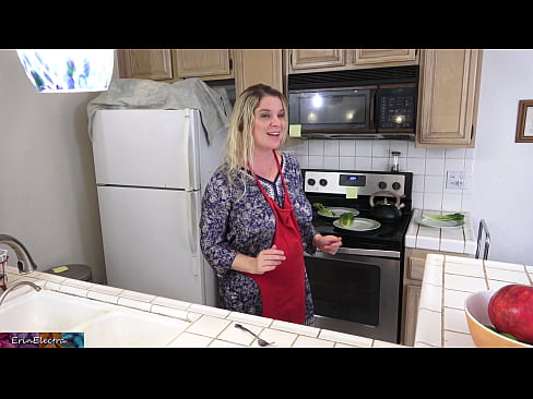 ❤️ Belle-mère qui le traie dans la cuisine avant son rendez-vous. ❤️ Vidéo de porno at fr.heatpumpcenter.top ❌